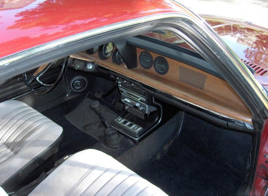  BMW 2000 CS 1965 года  (фото 22 из 53)